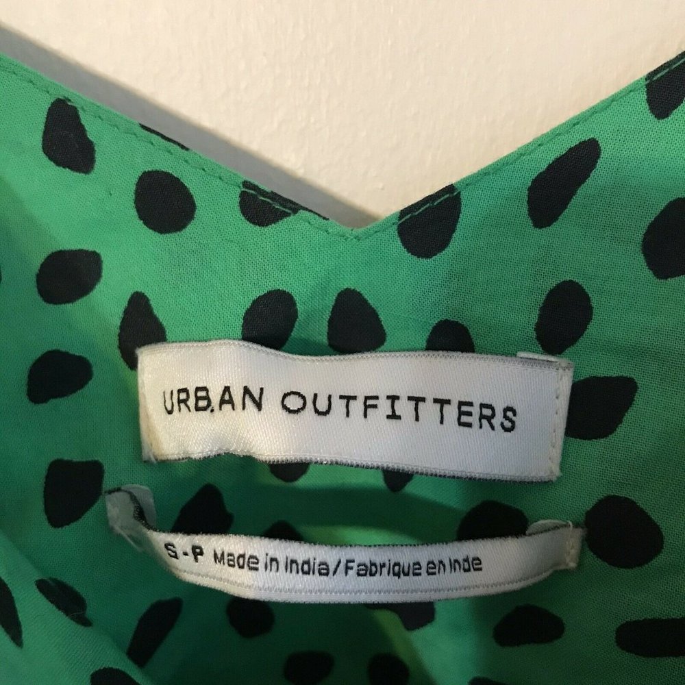 Urban Outfitters Green Polka Dot Blouse Small On Off Shoulder - Picture 3 of 5